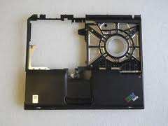 IBM Thinkpad T30 Palm Rest With Touchpad 46L4785